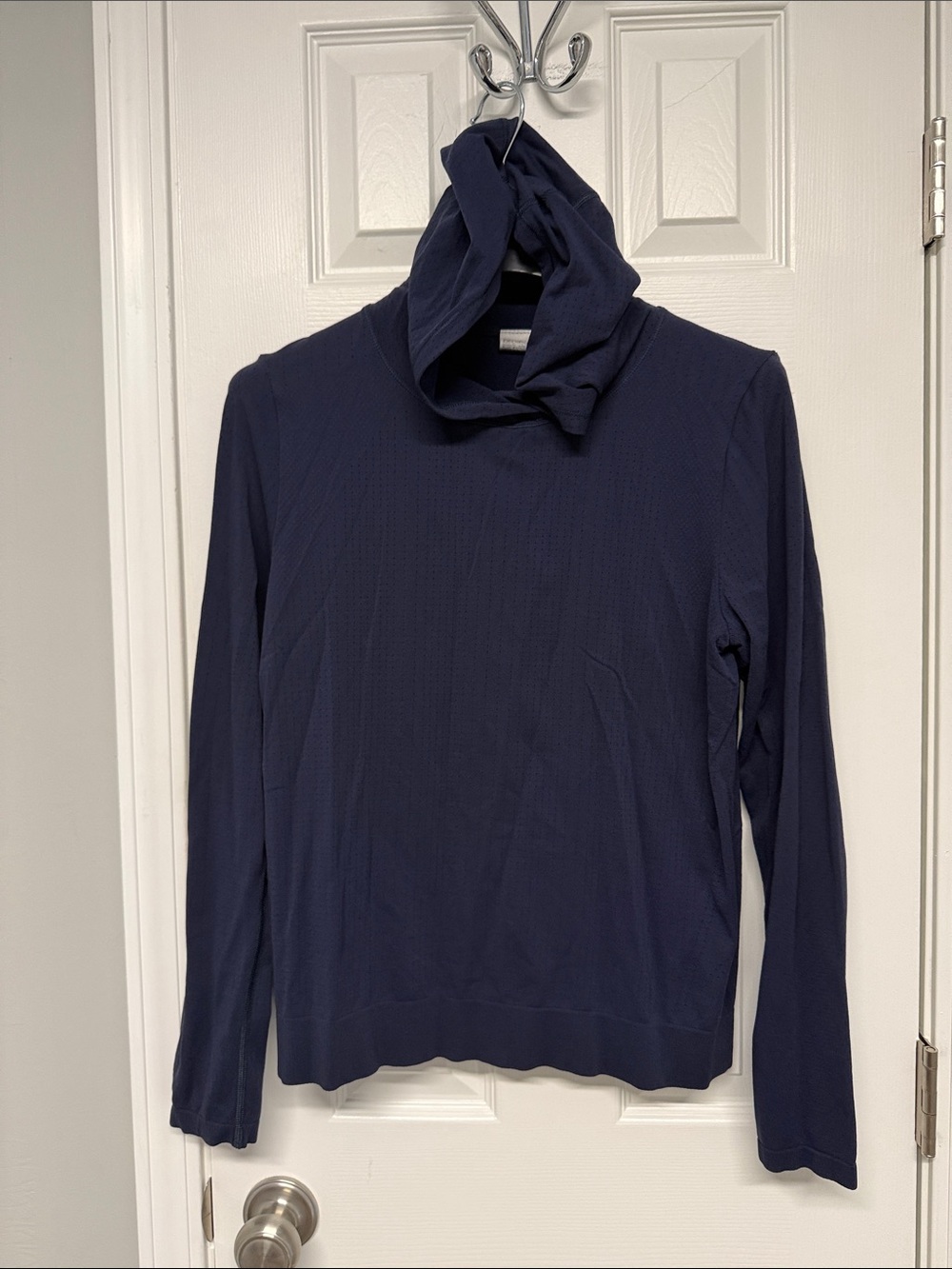 Athleta Navy In Motion Hooded Long Sleeve Top